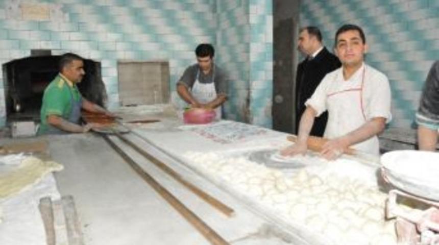 Başkan &Ccedil;ift&ccedil;i, Esentepe Mahallesi&rsquo;ni Ziyaret Etti