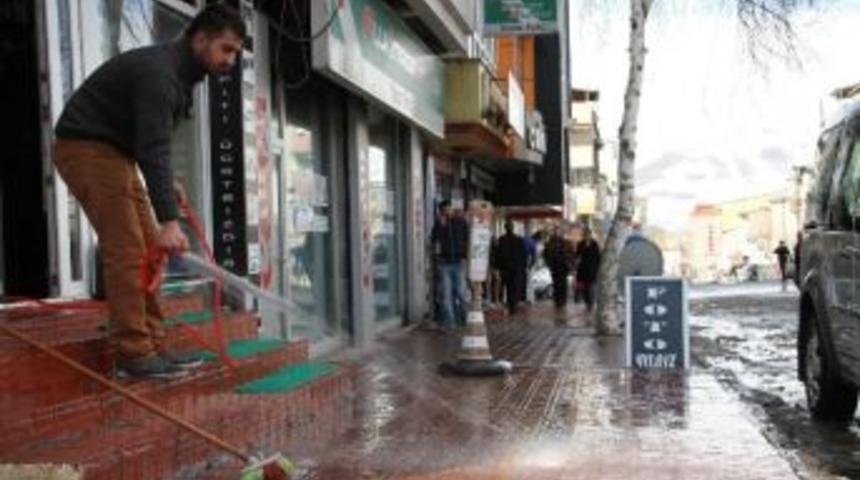 Ardahan&rsquo;da Havalar Isındı Temizlik Başladı