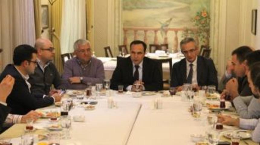 Osbiad&rsquo;ın Genel Kurul Sonrası İlk Y&ouml;netim Kurulu Toplantısı