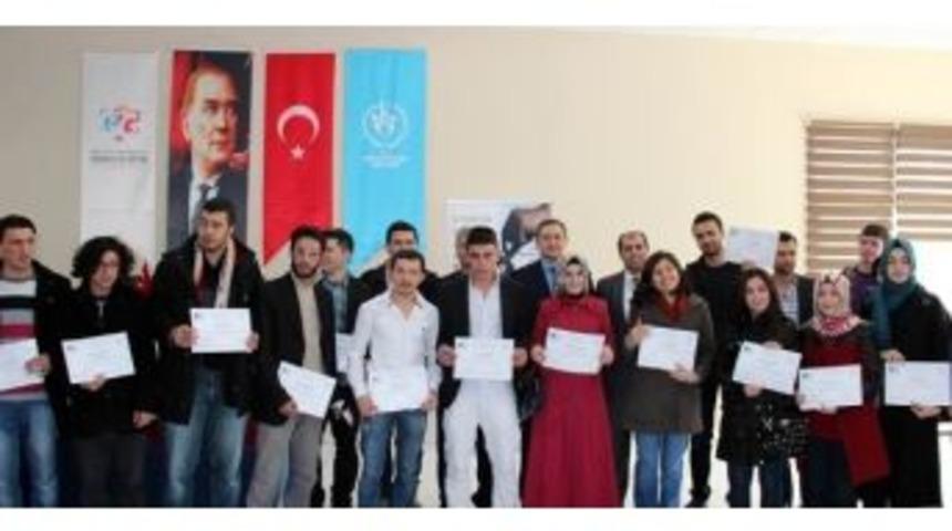 Gen&ccedil; Girişimcilere Uygulamalı Eğitim