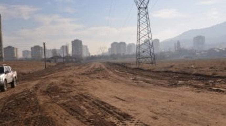 Y&uuml;ksek Gerilim Hattı Yer Altına Alınıyor