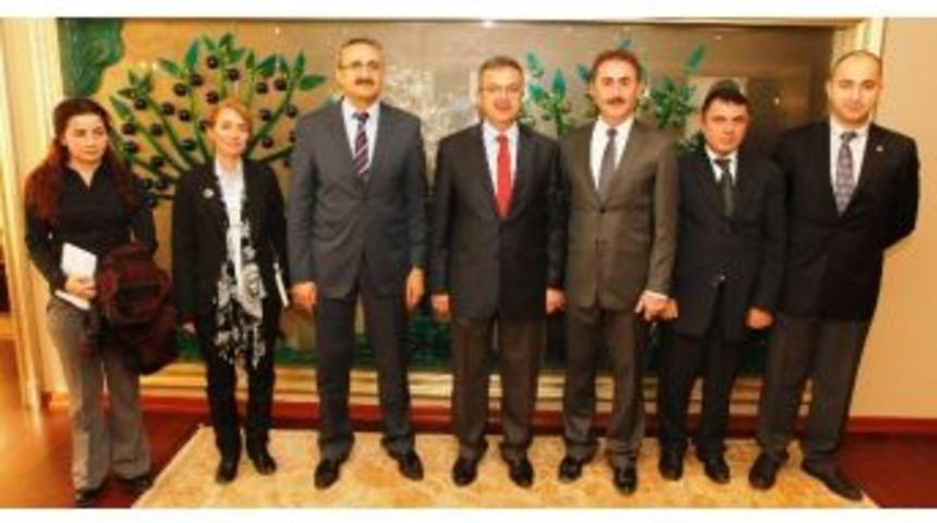 Sağlık&ccedil;ılardan Başkan K&ouml;şker'e Ziyaret