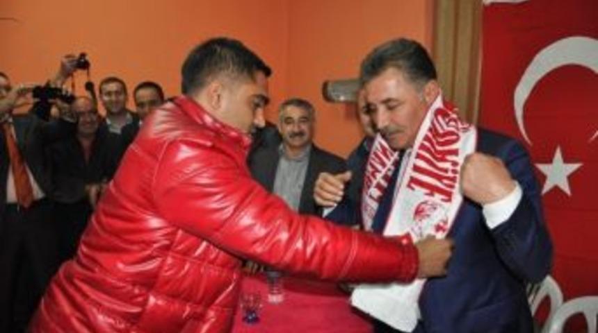 Başkan Tuna Mahalle Toplantılarına Katıldı