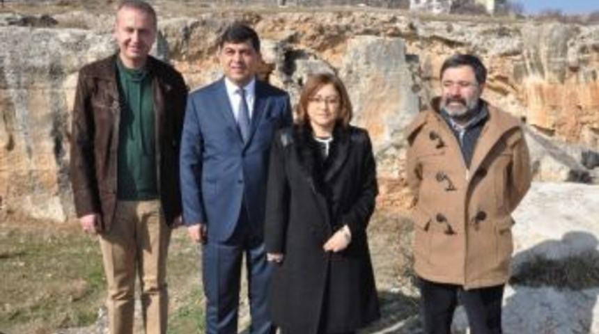 Fatma Şahin İle Ahmet &Uuml;mit, D&uuml;l&uuml;k Antik Kenti Gezdi