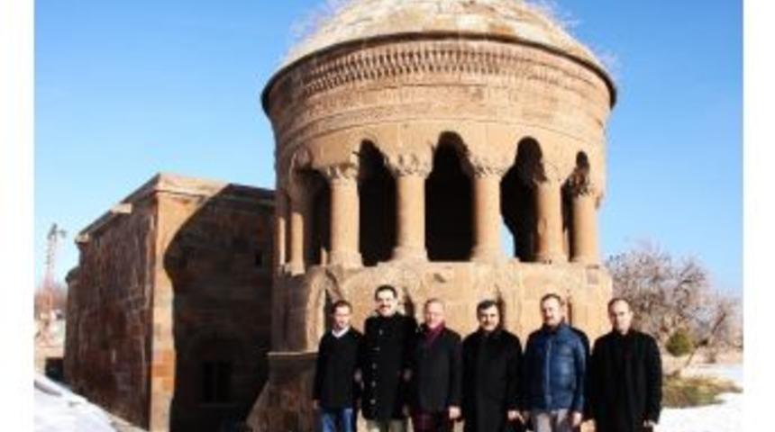 İstanbul Vali Yardımcısı Ahlat’ta