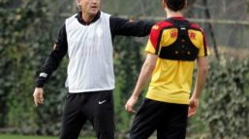 Galatasaray, İkinci Yarı Hazırlıklarını S&uuml;rd&uuml;r&uuml;yor