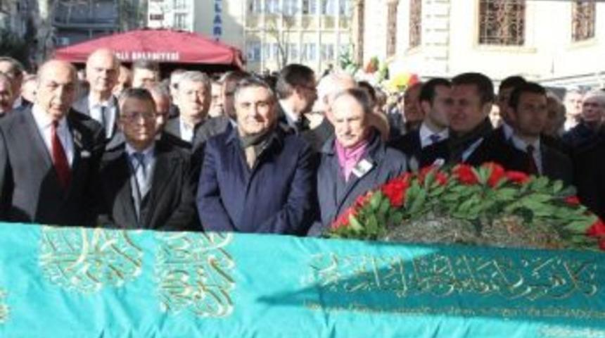 Vehbi Ko&ccedil;'un Damadı Nusret Arsel Son Yolculuğuna Uğurlandı