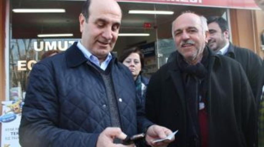 Chp Trabzon B&uuml;y&uuml;kşehir Belediye Başkan Adayı Volkan Canalioğlu'ndan G&ouml;vde G&ouml;sterisi