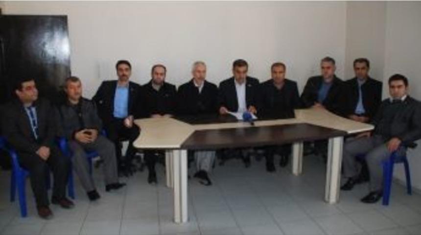 D&uuml;ş&uuml;nce Ve İnan&ccedil; Platformu Bileşenleri İhh&rsquo;ye Yapılan Operasyonu Değerlendirdi