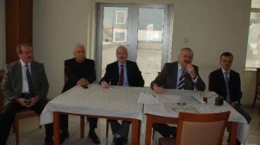 Taşeron İş&ccedil;ilerin Hak Arayışı S&uuml;r&uuml;yor