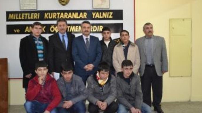 Elbistanlı &Ouml;ğrenciler İsve&ccedil; Yolcusu