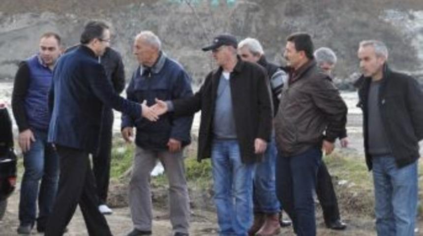 Milletvekili &Uuml;nal, Balık&ccedil;ı Barınağını İnceledi