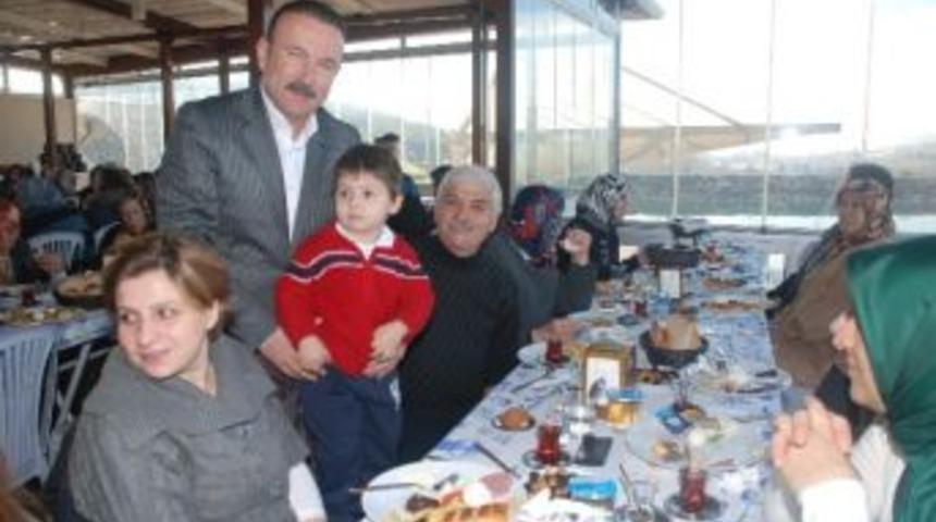 Başkan Doğan Vatandaşlarla Biraraya Gelmeye Devam Ediyor