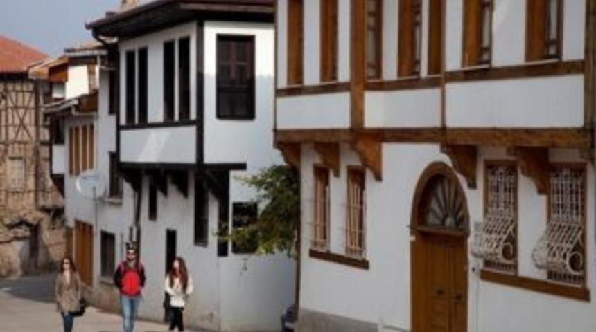 Bilecik&rsquo;teki Tarihi Osmanlı Evleri Turizme A&ccedil;ılıyor