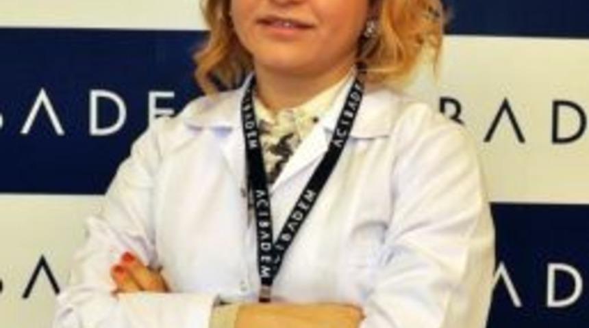 Sıcak Suyla &Ccedil;ok Sık Banyo Yapmak Cildi Kurutuyor