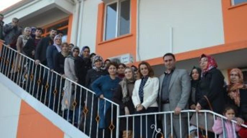 Uslu, Eyy&uuml;biye İl&ccedil;e Teşkilatını Ziyaret Eti