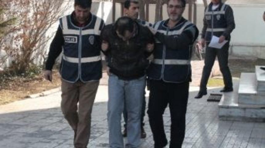 Maskeli Banka Soyguncuları Yakalandı