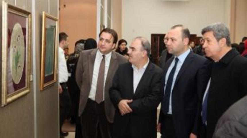 Klasik Eserler Galeride Sergileniyor