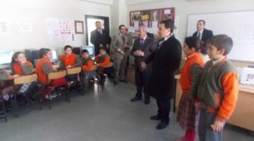 Susuz Kaymakamı İncesu K&ouml;y&uuml; Yibo&rsquo;da İncelemelerde Bulundu