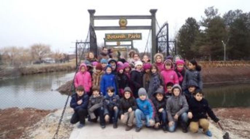 Botanik Parkı&rsquo;na &Ouml;ğrenci Ziyaretleri Devam Ediyor