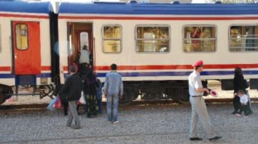 Ceylanpınarlılar Modern Tren İstiyor