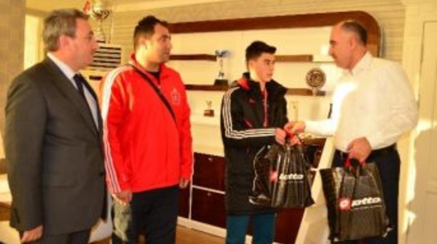 Tavşan, Erzurum&rsquo;un Gururu Oldu...