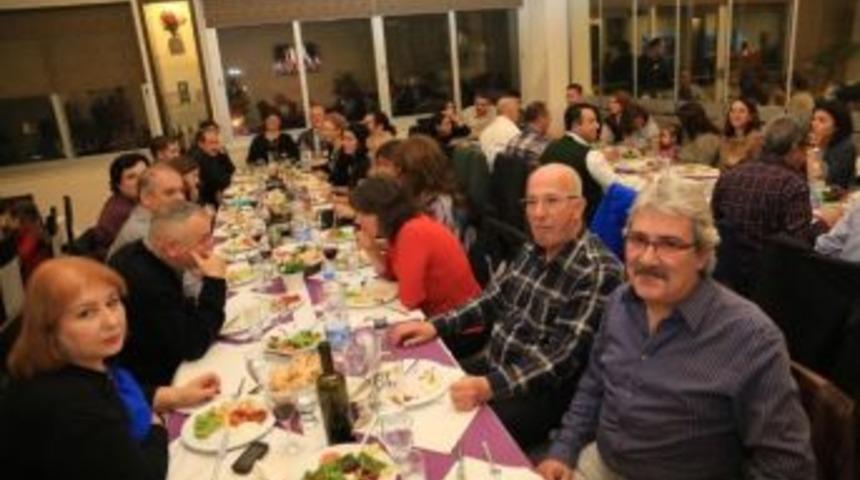 Hava Kontrol&ouml;rleri Moral Depoladı