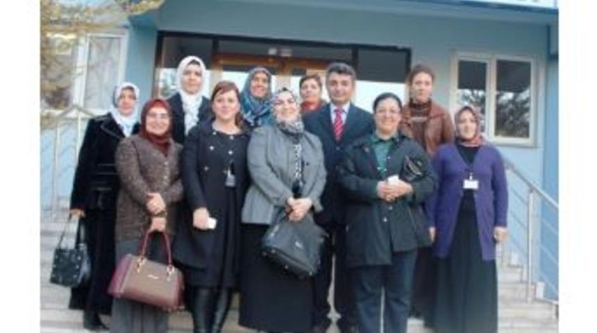 Aksaray Valisi Altınok&rsquo;un Eşinden Veda Ziyareti