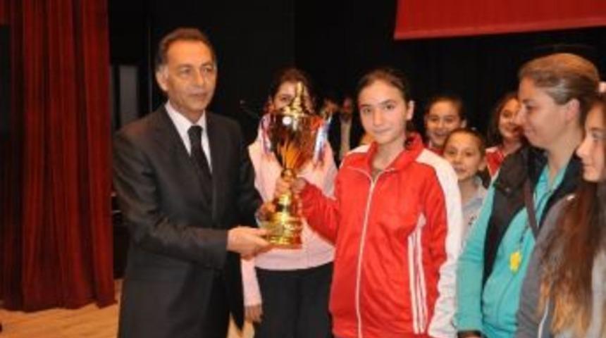 Spor Organizasyonunda Dereceye Girenlere &Ouml;d&uuml;l