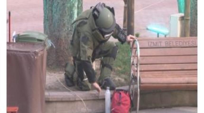 Cami Yanında Ş&uuml;pheli &Ccedil;anta Paniği