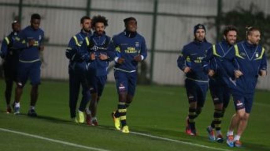 Fenerbah&ccedil;e, Torku Konyaspor Ma&ccedil;ı Hazırlıklarına Başladı