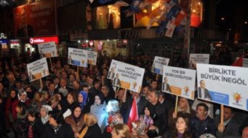 İneg&ouml;l Belediye Başkan Adayı Aktaş İ&ccedil;in Miting Gibi Kutlama