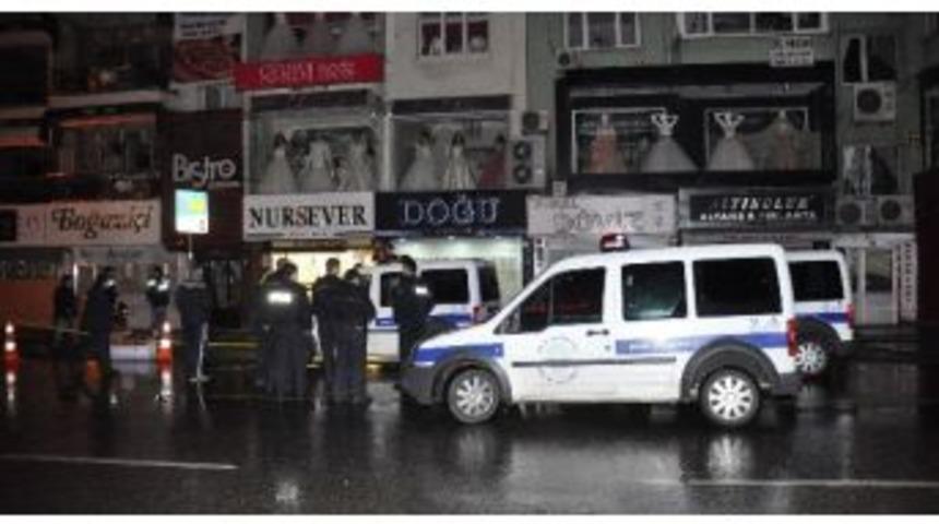 &Uuml;mraniye&rsquo;de L&uuml;ks Ciple Kuyumcu Soygunu