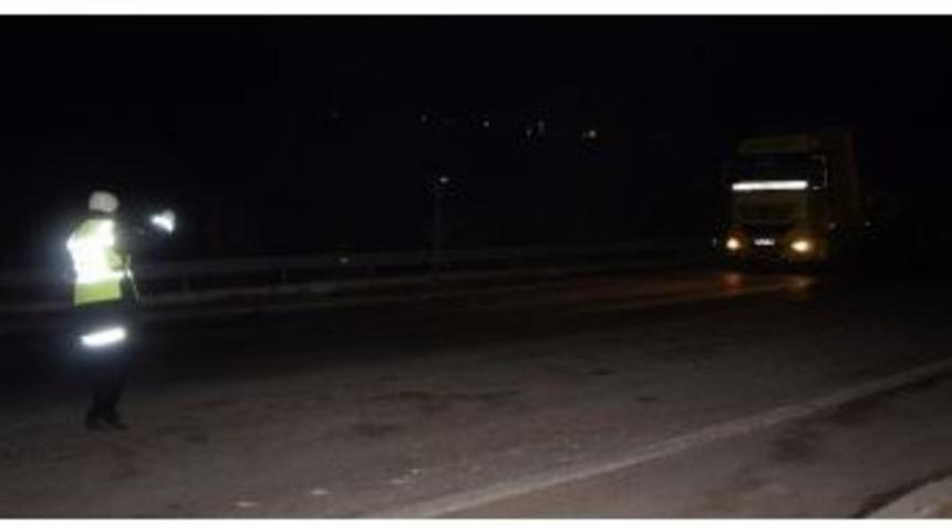 Trafik Ekiplerinden S&uuml;r&uuml;c&uuml;lere Denetim