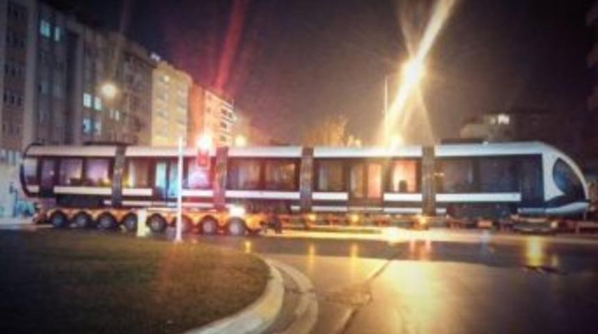 Yalova'ya Tramb&uuml;s Geliyor