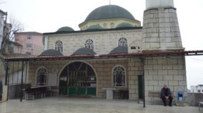 İzmit Fatih Camisi'nde Tadilat &Ccedil;alışması Yapıldı
