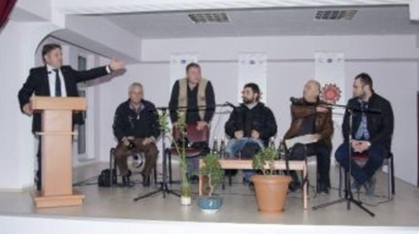 Gazeteciler &Ouml;ğrencileri Bilgilendirdi