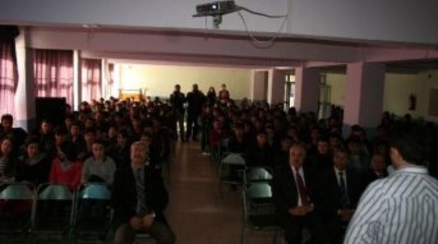 Sandıklı&rsquo;da &Ouml;ğrencilere Madde Bağımlılığı Semineri