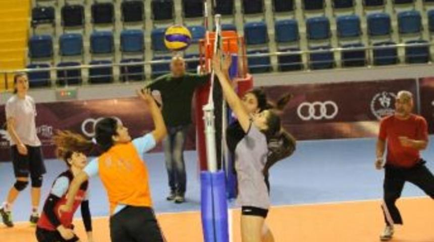 Pamukspor Karayolları Maçına Hazırlanıyor