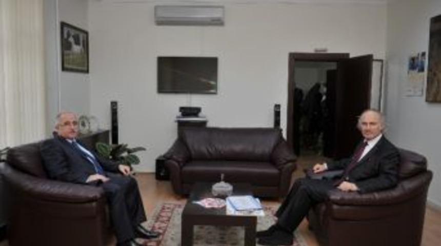 Vali Tuna, Gıda Tarım Ve Hayvancılık İl M&uuml;d&uuml;rl&uuml;ğ&uuml;n&uuml; Ziyaret Etti