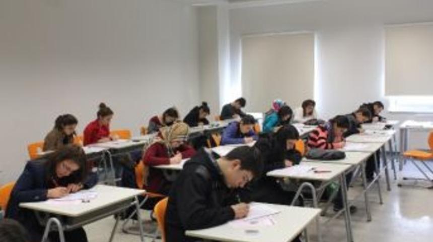 G&uuml;len Y&uuml;zler Denemede Ter D&ouml;kt&uuml;