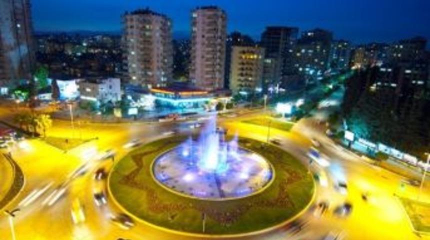 Adana Geceleri Işıl Işıl