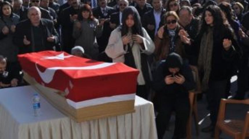 Motosiklet Kazasında Hayatını Kaybeden &Ouml;ğretim G&ouml;revlisine Veda