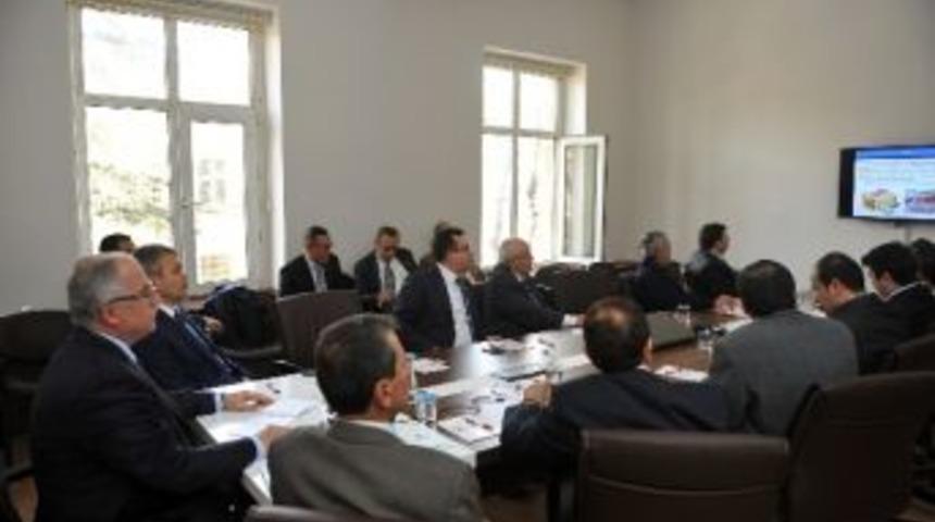 Siyasi Parti İl Temsilcileriyle Se&ccedil;im G&uuml;venliği Toplantısı