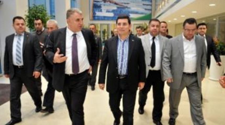 Yerel Se&ccedil;imlere Doğru