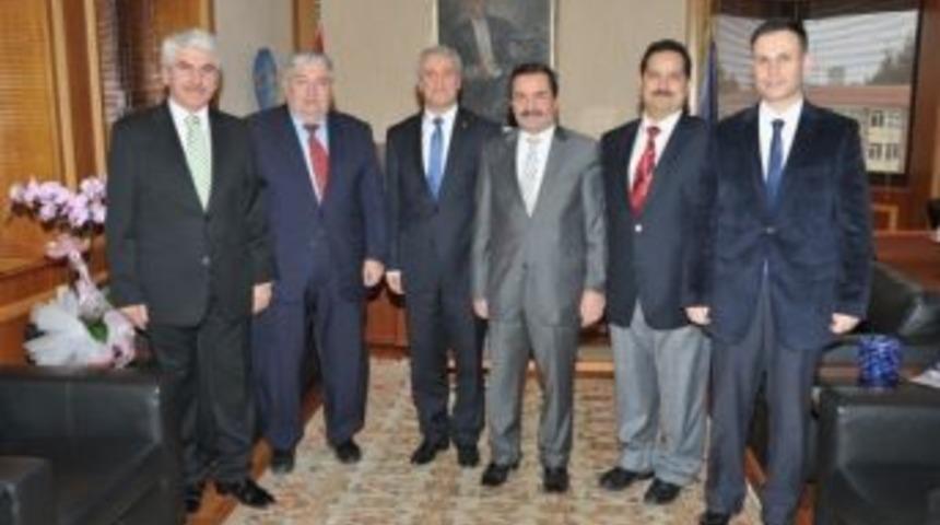 Ahmet Karaaslan'dan Rekt&ouml;r Naci G&uuml;ndoğan'a Ziyaret