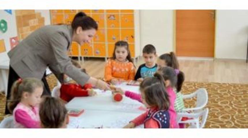 Bayan Erden, &ldquo;ilimizde Okul &Ouml;ncesi Eğitime B&uuml;y&uuml;k &Ouml;nem Veriyoruz&rdquo;