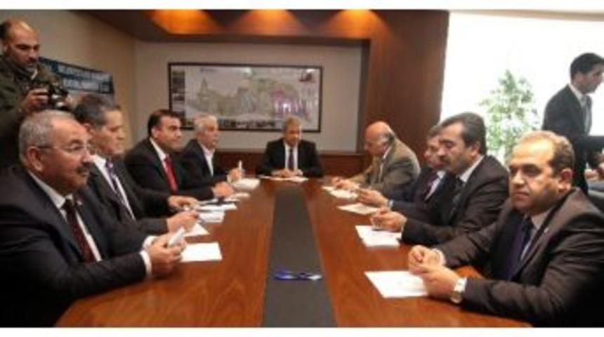 Chp Adayları İstişare Toplantısında Buluştu