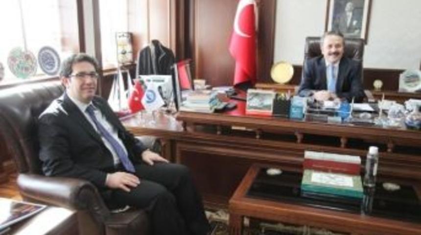 Aksaray Belediye Başkan Adayı Yazgı'dan Rekt&ouml;r Acar&rsquo;a Ziyaret