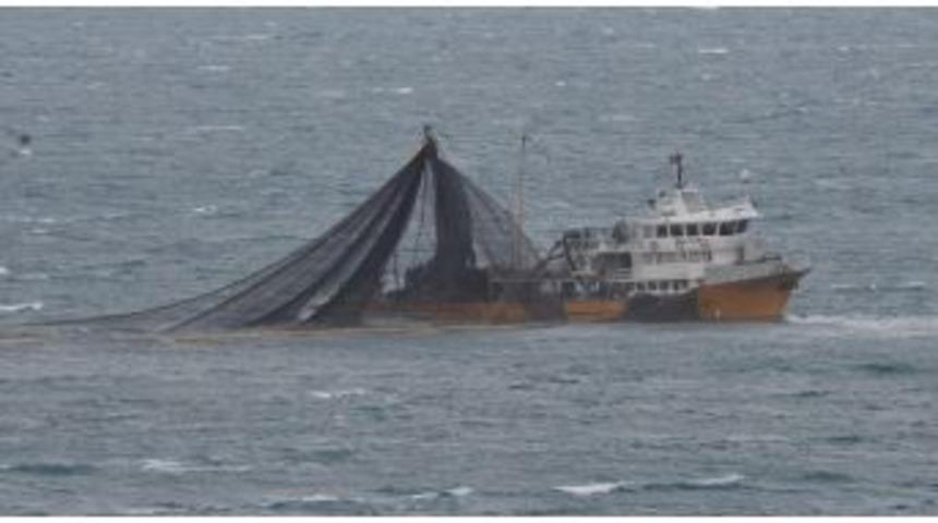 Balık&ccedil;ı Teknesi Kendi Ağına Dolandı
